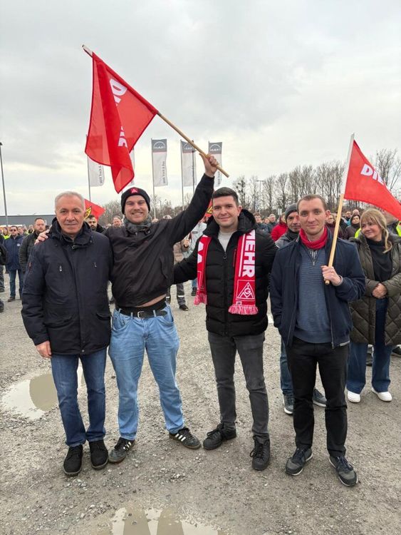Solidarität mit den Kolleg:innen bei MAN Salzgitter